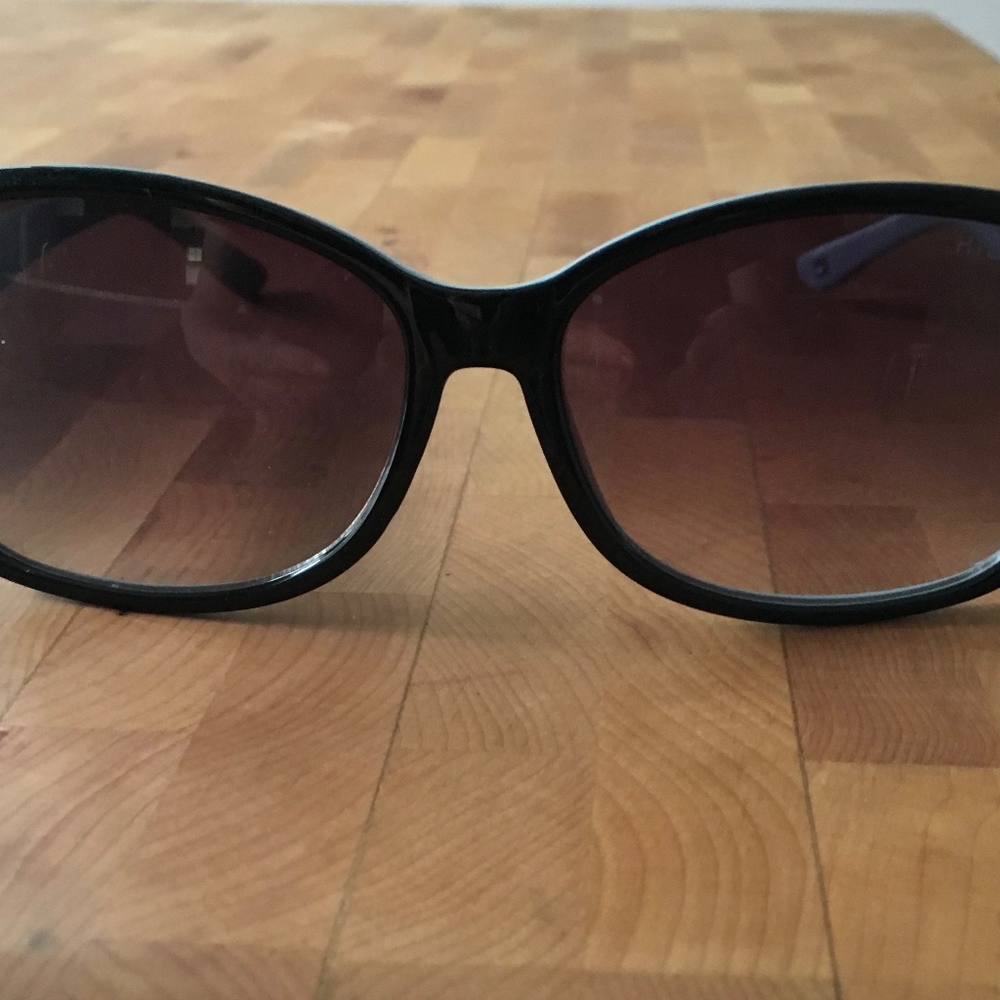 Tommy Hilfiger Womens Sunglasses Model Alma